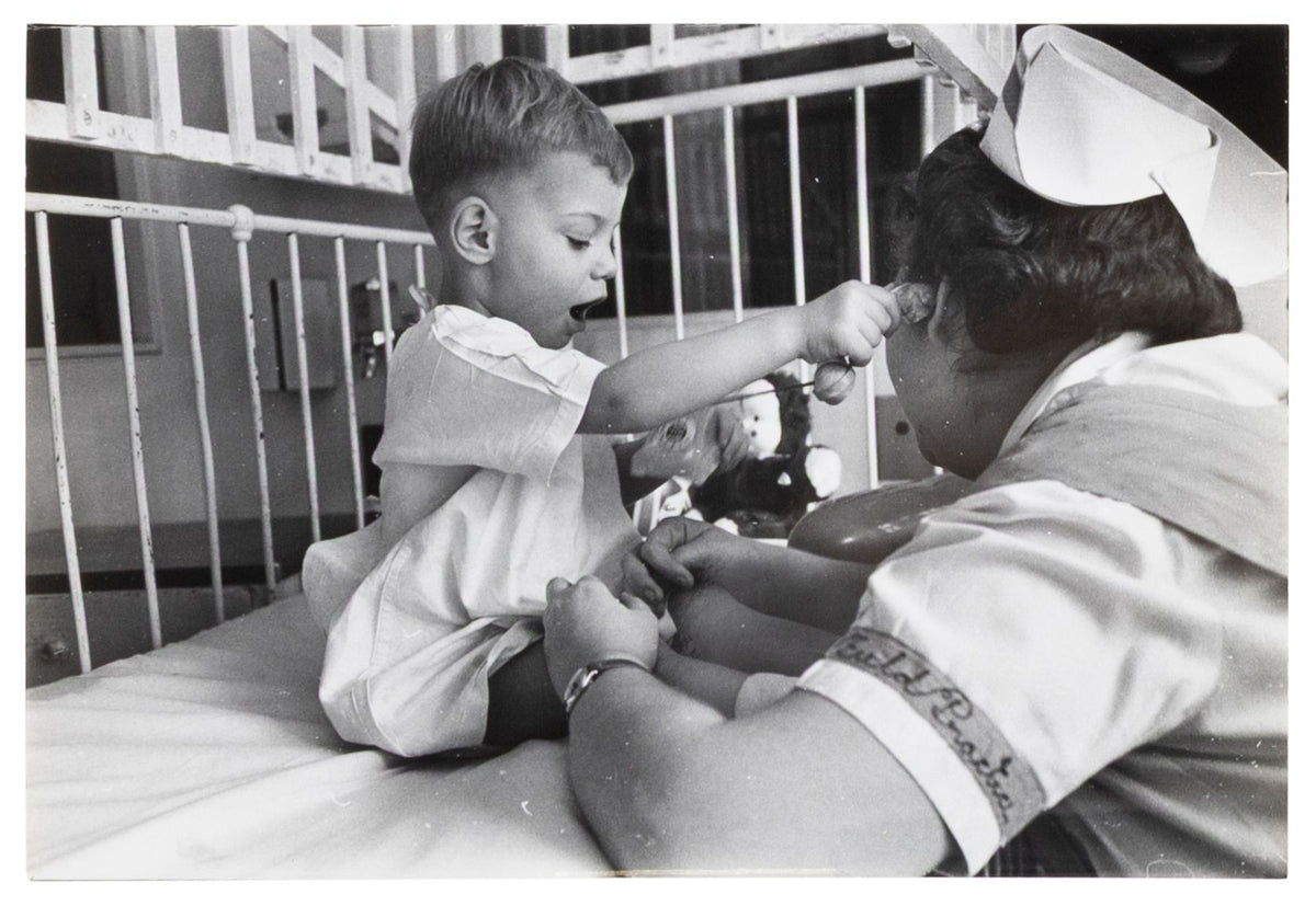 Esther Bubley — Childhood, 1952–1957 — Four gelatin silver photographs — historical auction photograph 4
