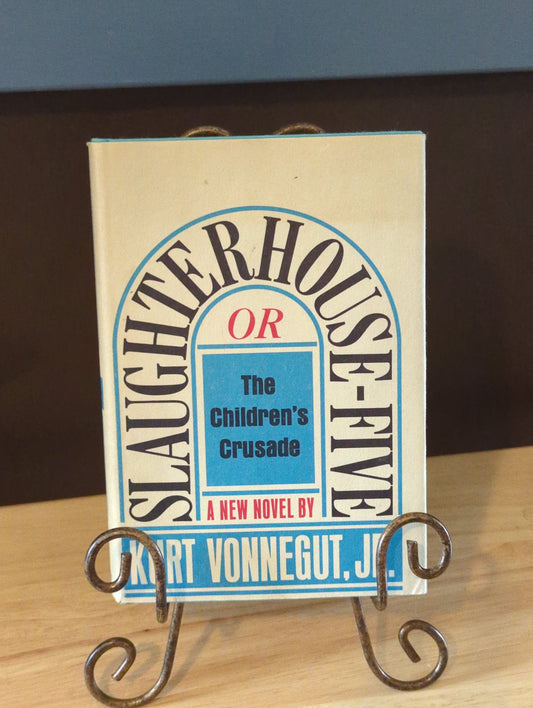 1969. Kurt Vonnegut. Slaughterhouse-Five. First Edition.