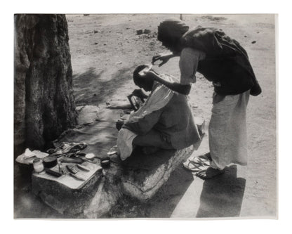Leon Levinstein — Untitled [India] — Three gelatin silver photographs — historical auction photograph 4