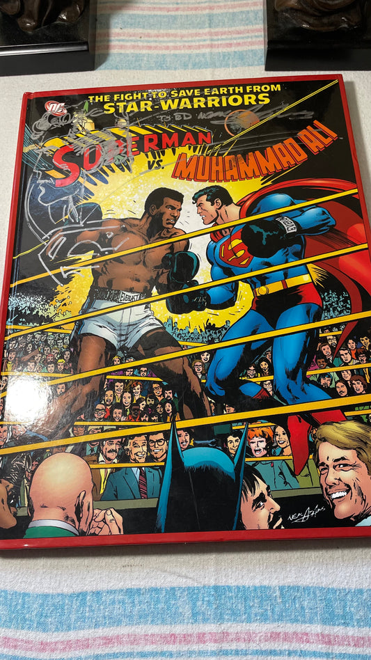 Neal Adams. SIGNED WITH ORIGINAL ART SUPERMAN DRAWING. Superman vs. Muhammed Ali. The Fight to Save Earth from Star-Warriors.