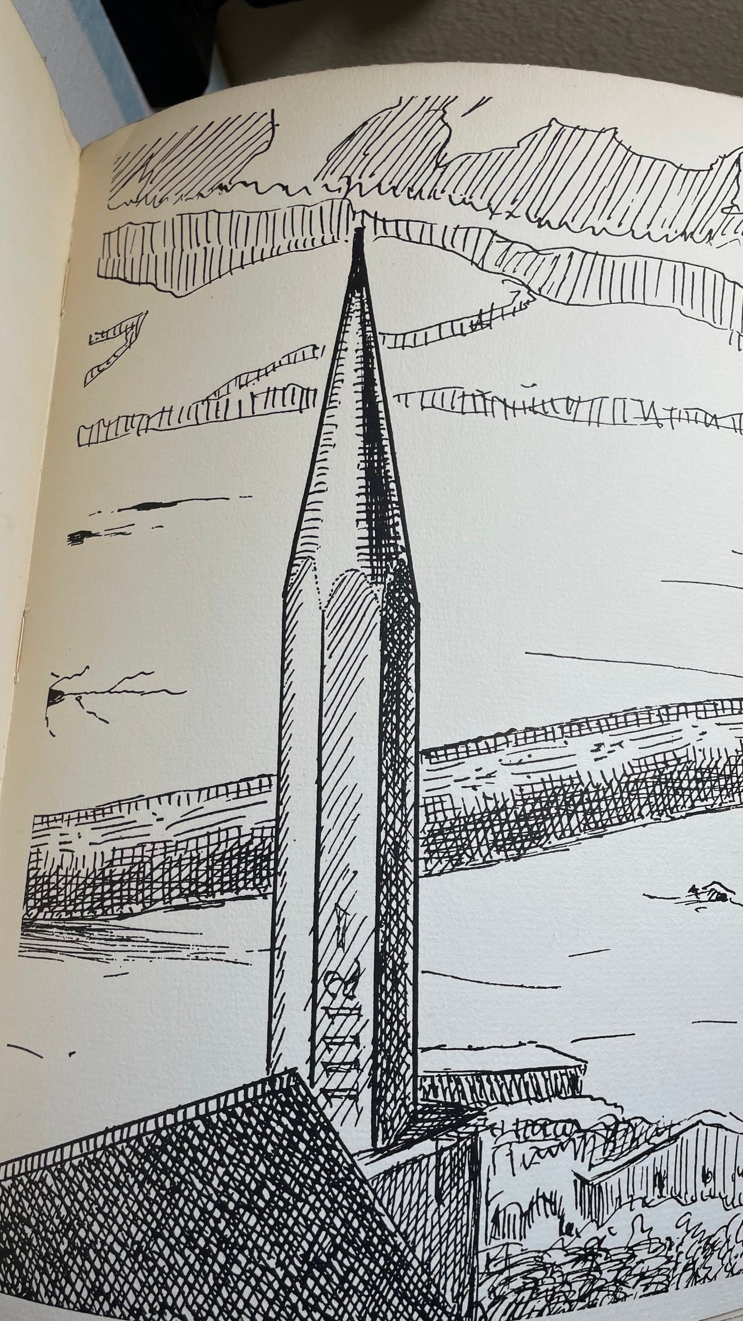 1937. Man Ray. Paul Eluard. Les Mains Libres