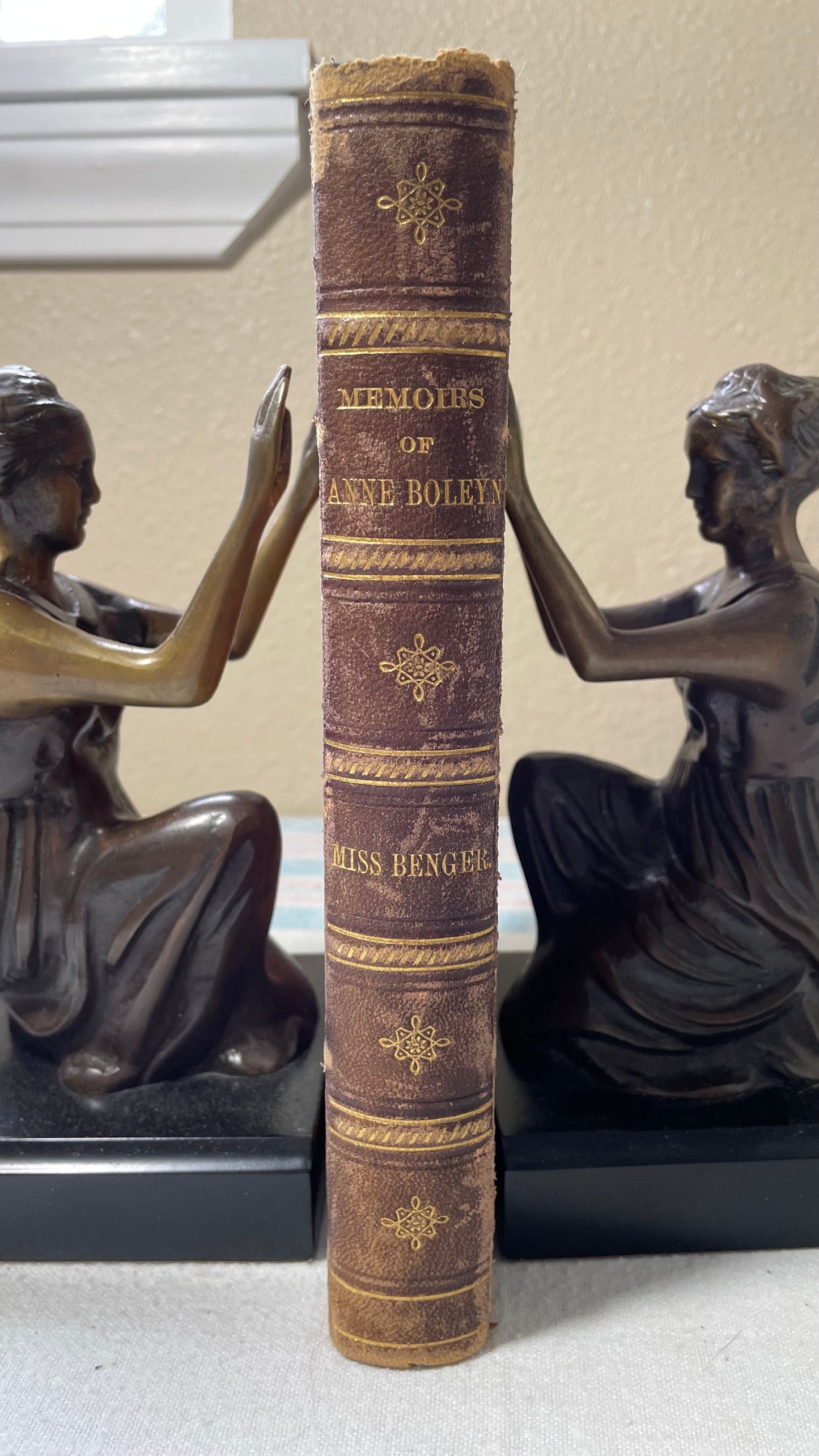 1822. Miss Elizabeth Benger. Memoirs of the Life of Anne Boleyn, Queen of Henry VIII